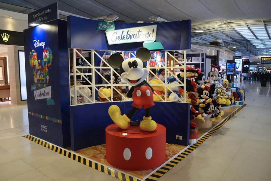 Mickey's Gift Station