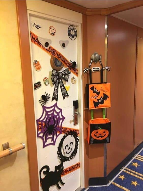 Halloween On The High Seas Door Magnet And Fish Extender To Hold Gifts