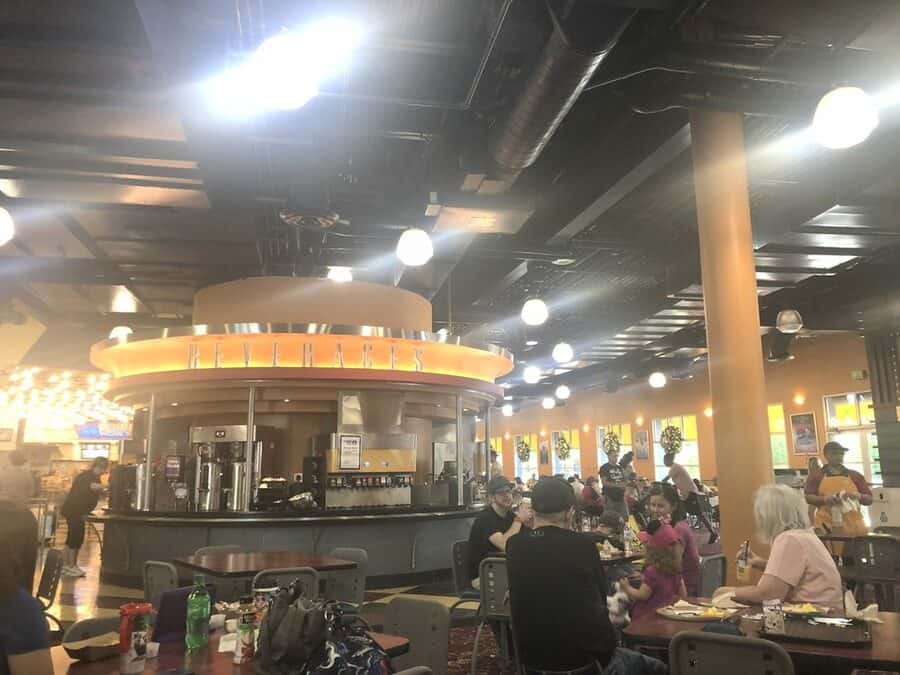 Food (World Premiere Food Court)